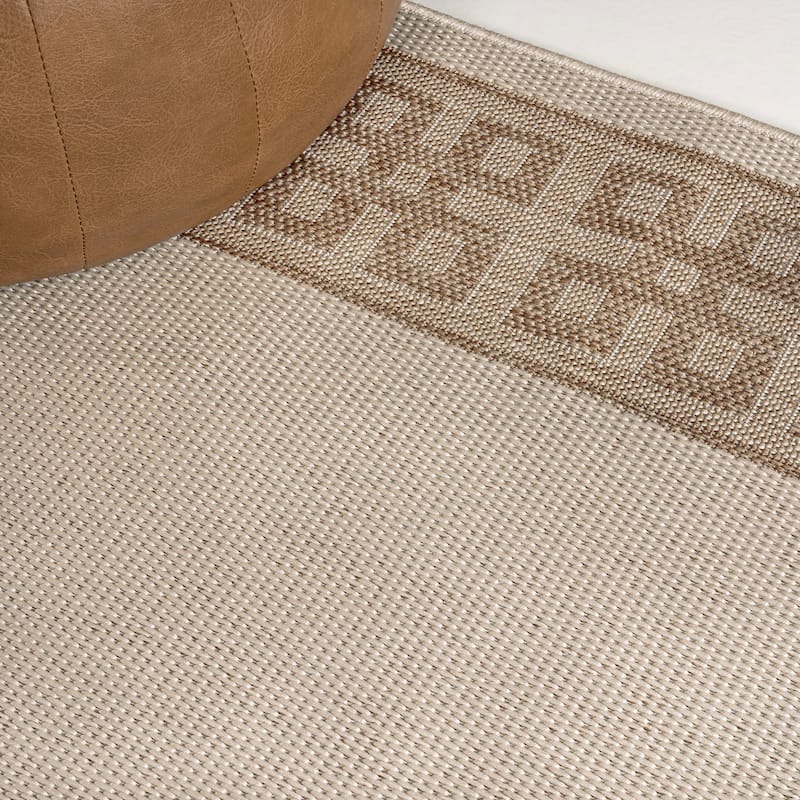 JONATHAN Y Alda Classic Geometric Border Indoor/Outdoor Area Rug