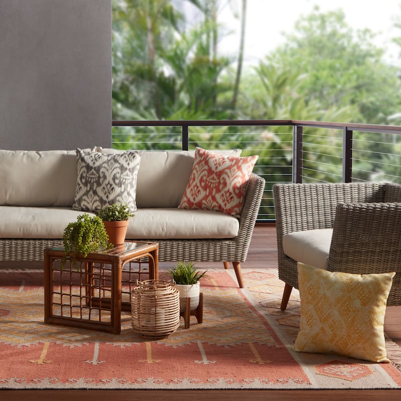 Sonoran Indoor/ Outdoor Geometric Area Rug