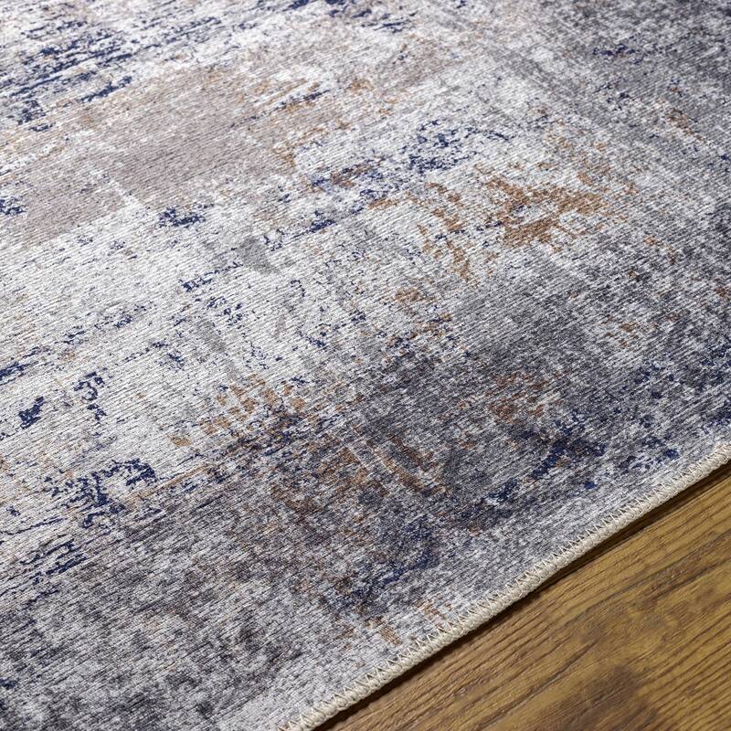 Livabliss Traditional Tahmis Medallion Washable Area Rug