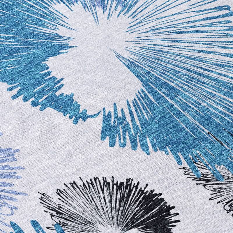 Machine Washable Indoor/Outdoor Modern Floral Chantille Rug