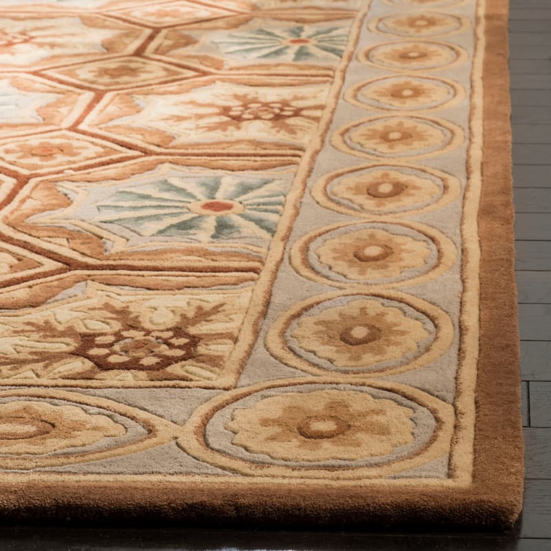 SAFAVIEH Handmade Naples Kumrije Traditional Oriental Wool Rug