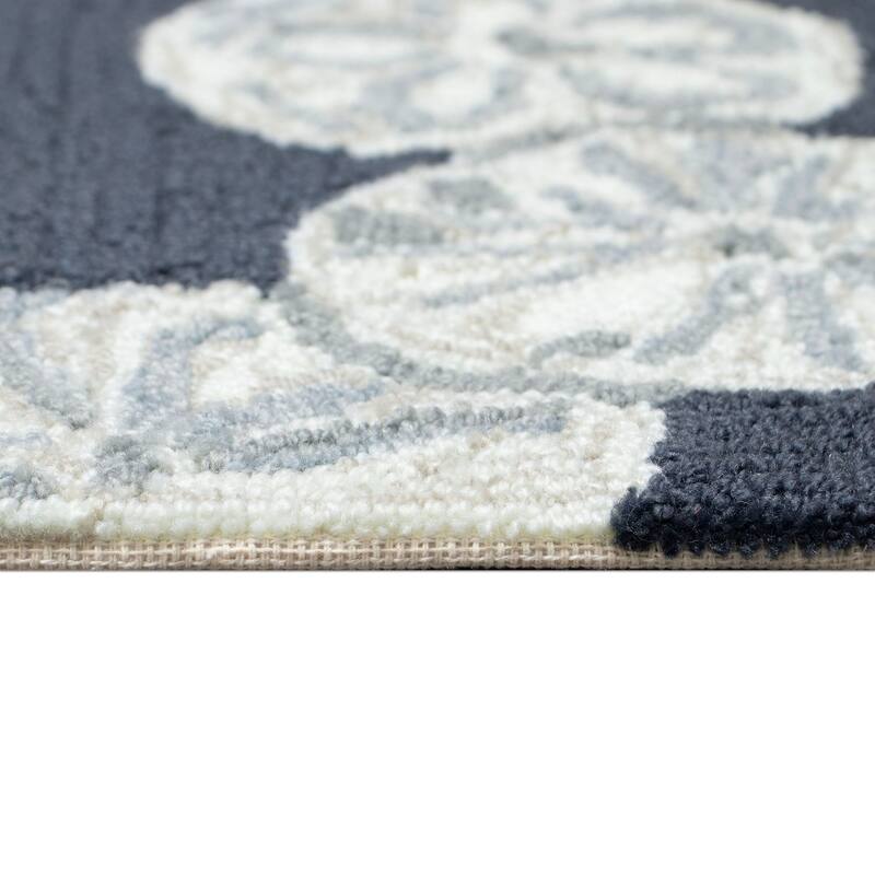 Liora Manne Capri Sea Biscuit Indoor/Outdoor Area Rug Seafoam 1'8" x 2'6"