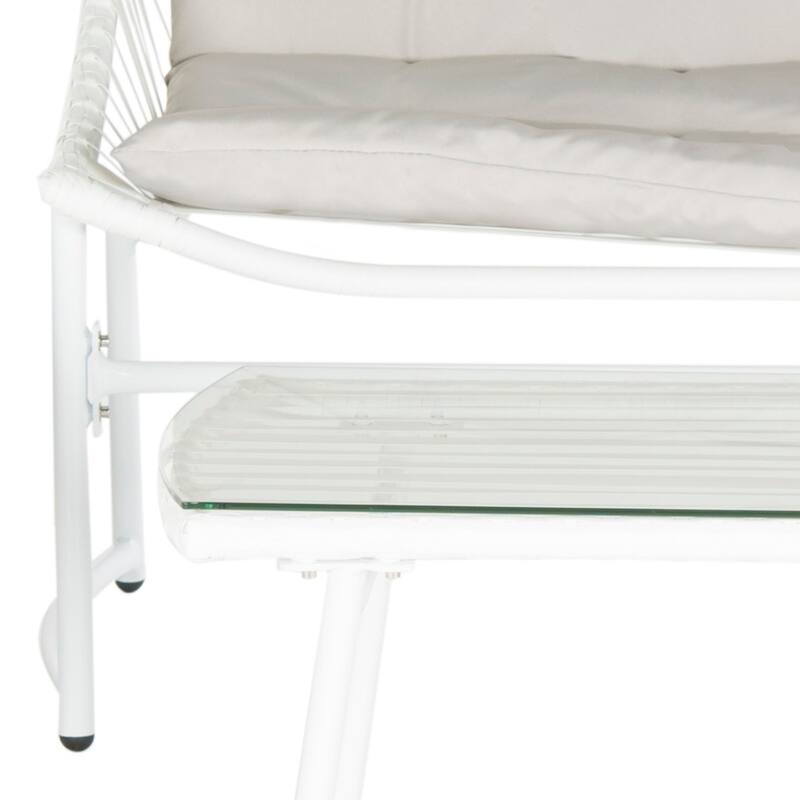 SAFAVIEH Outdoor Hildrun Rattan 4-Piece Set - 28W x 30D x 50H