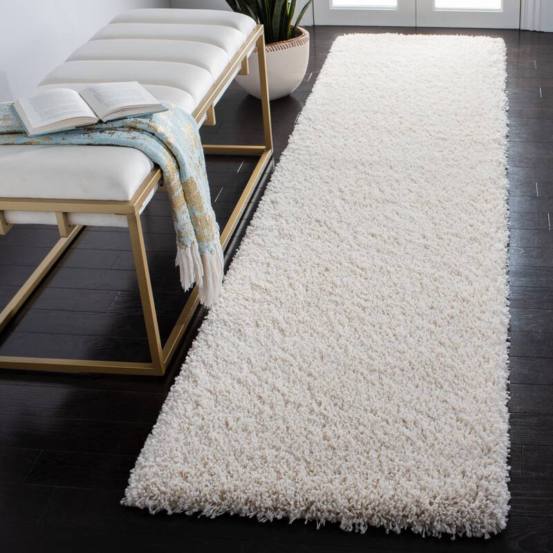 SAFAVIEH California Shag Izat 2-inch Thick Area Rug - 2'3" x 9' Runner - Ivory