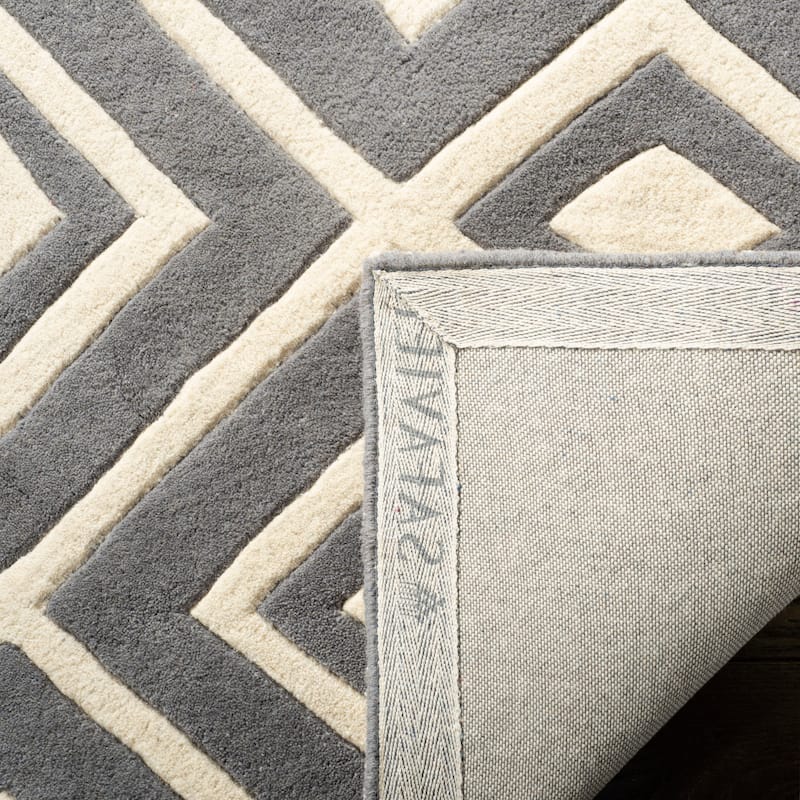 SAFAVIEH Handmade Chatham Evda Modern Moroccan Wool Rug