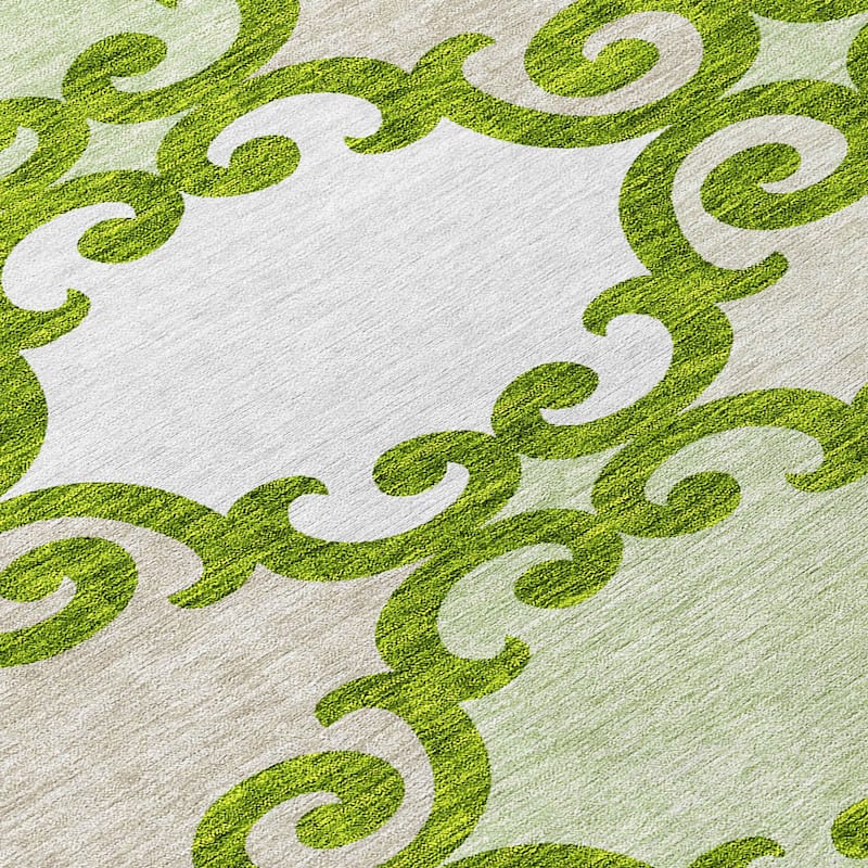 Machine Washable Indoor/ Outdoor Chantille Traditional Scroll Rug