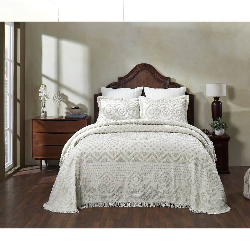 Better Trends Heirloom Collection 100% Cotton Tufted lightweight Medallion Design Machine Washable Bedspread Set