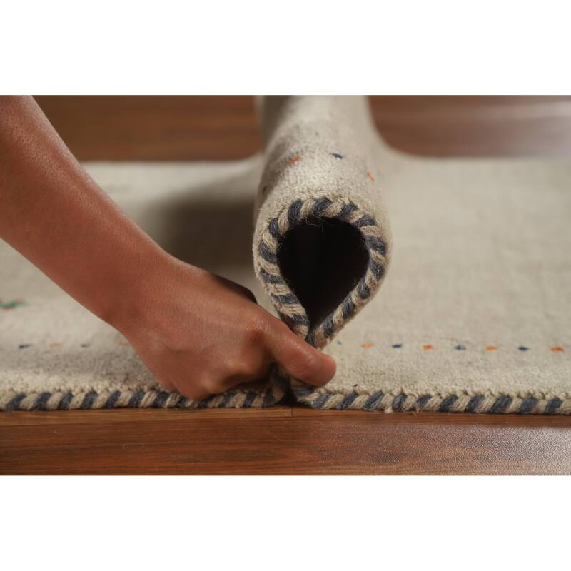 Hand Knotted Oriental 100% Wool Carpet Tribal Animal Pictorial Beige & Ivories Gabbeh Area Rug - 4' 10'' X 2' 9''