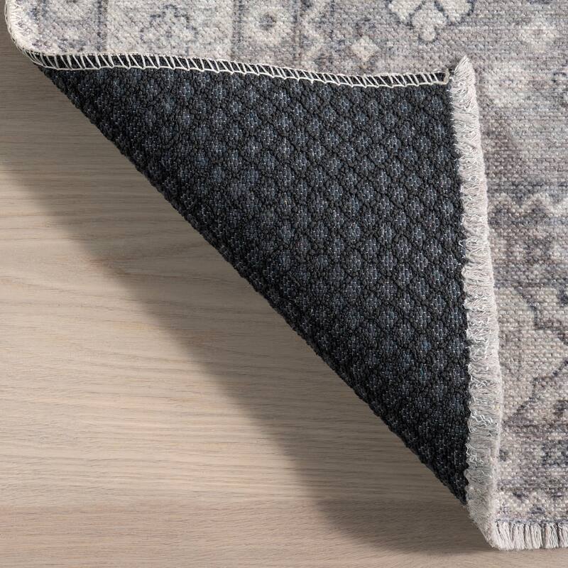Kaski Geometric Machine Washable Area Rug