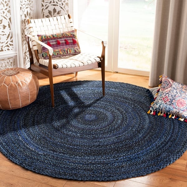 SAFAVIEH Handmade Braided Lilie Country Cotton Rug - 6' x 6' Round - Navy/Black