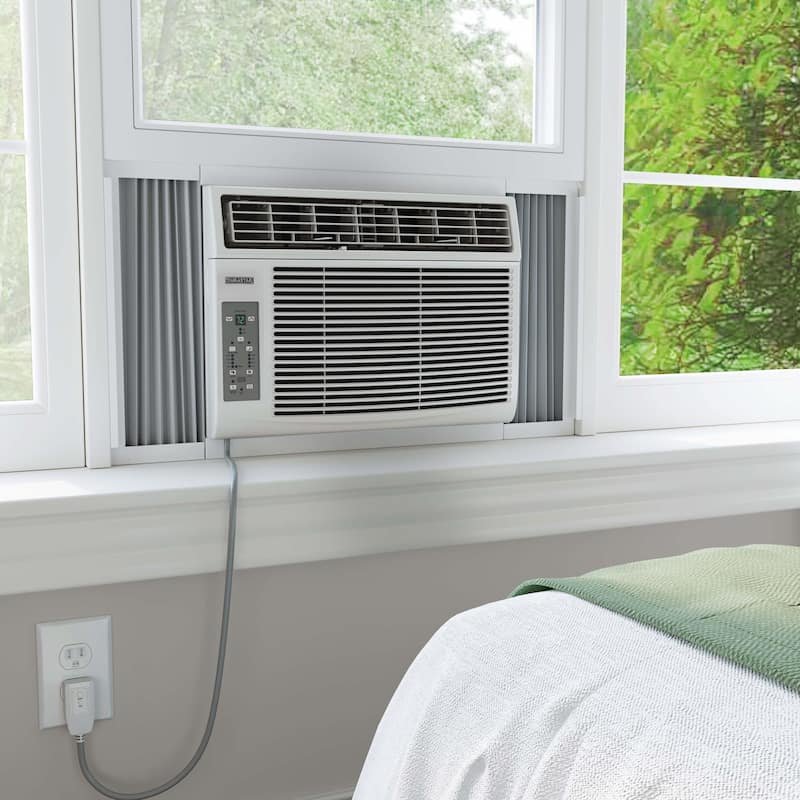 Durastar DRWAC101XNA1 10,000 BTU 115V Window Air Conditioner and