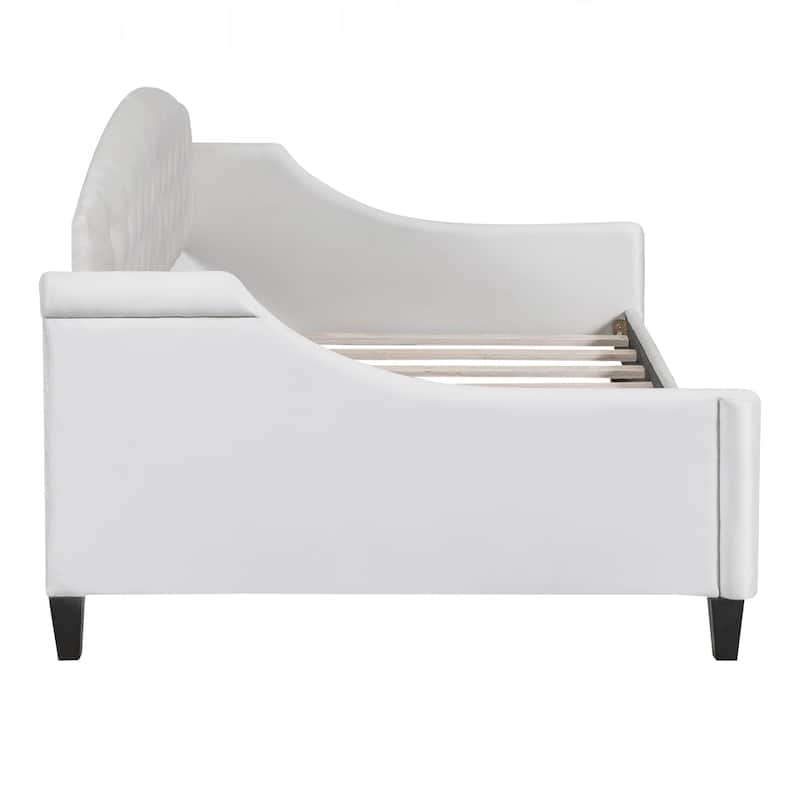 Modern Luxury Tufted Button Daybed