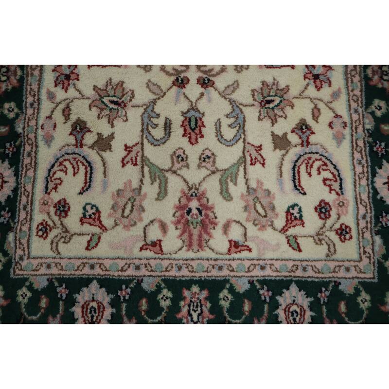 Hand Knotted Oriental 100% Wool Carpet Traditional All-Over Beige & Ivories Kashan Area Rug - 5' 1'' X 3' 0''