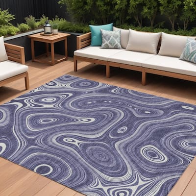 HomeRoots Geometric Transitional Rectangle Outdoor Rug