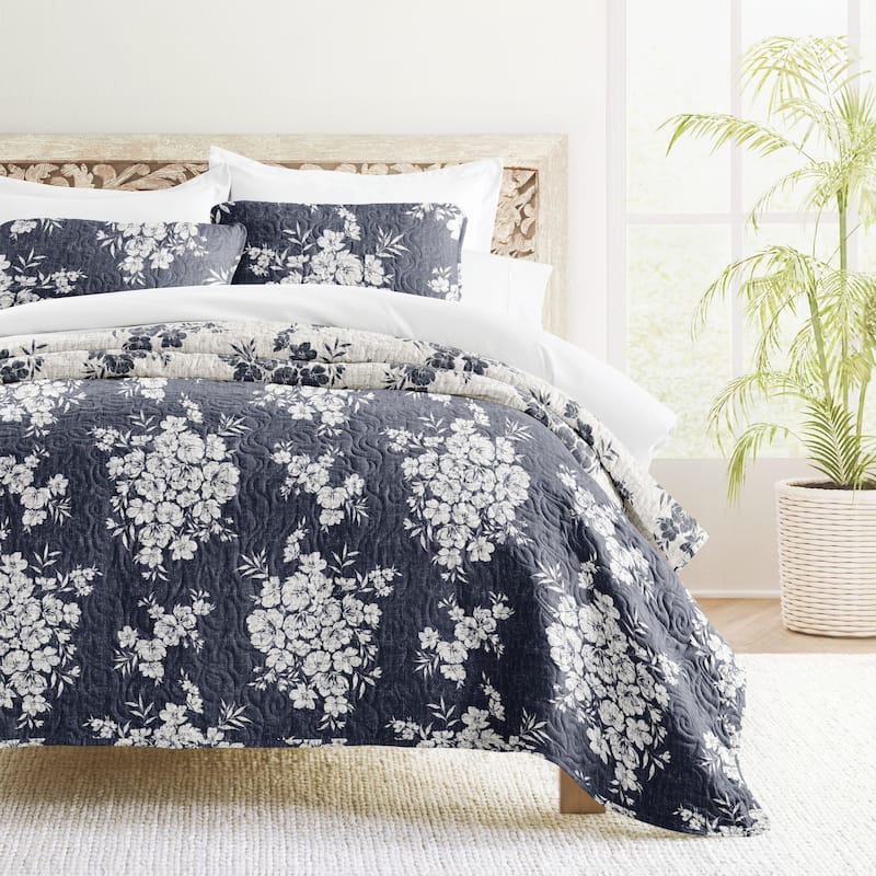 Becky Cameron All Season 3 Piece Distressed Bouquet Reversible Quilt Set