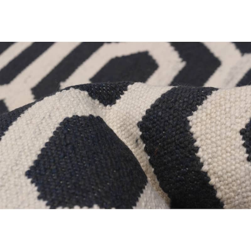 Ankara FW Black, White Kilim 5'4" x 8'0" - 5'4 x 8'0
