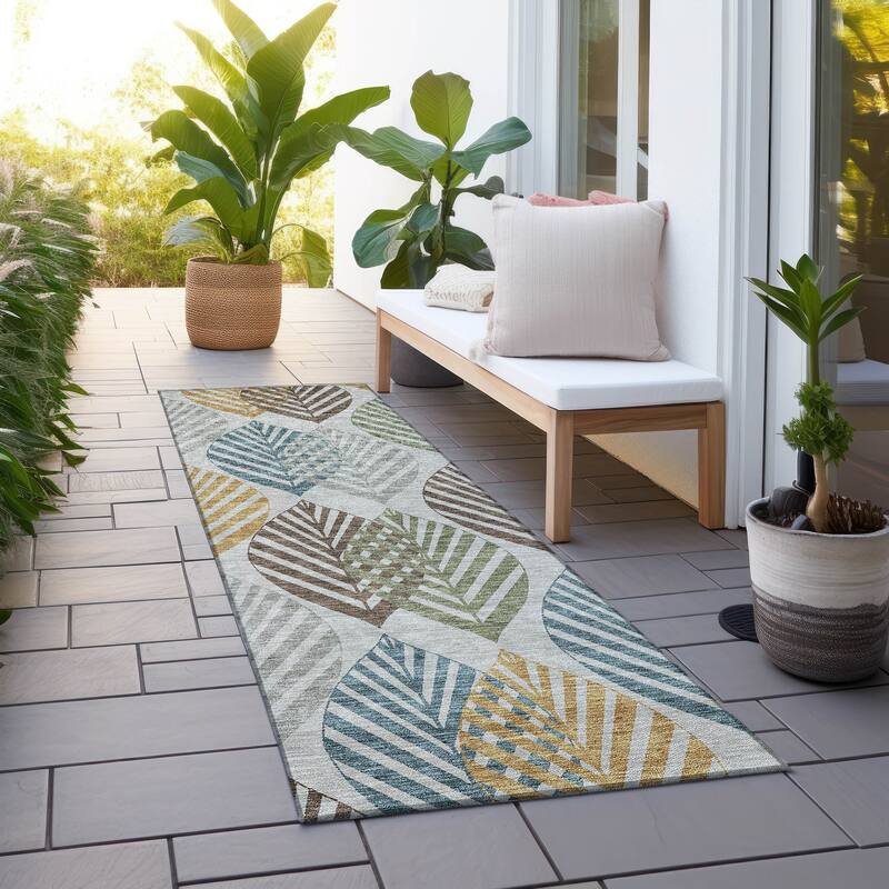 Machine Washable Indoor/ Outdoor Chantille Casual Palm Rug - Gray - 2'3" x 7'6"