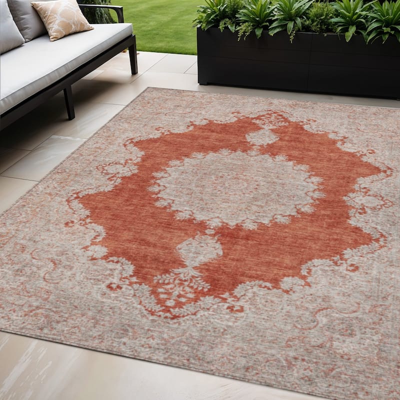 HomeRoots Oriental Traditional Rectangle Outdoor Rug - 5' X 8'