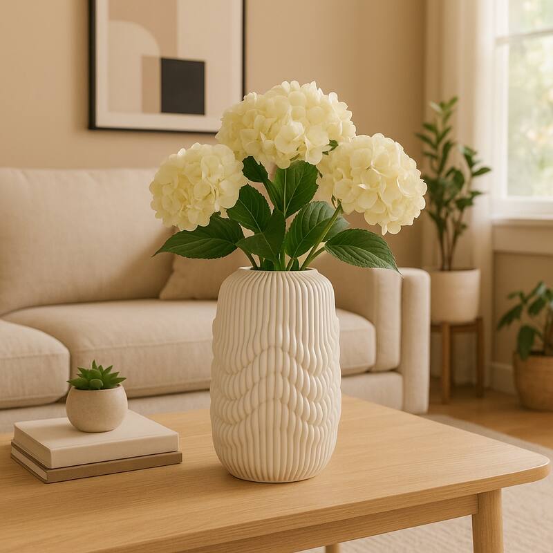 Porcelain 3D Printed Textured Vase - Ivory/Beige