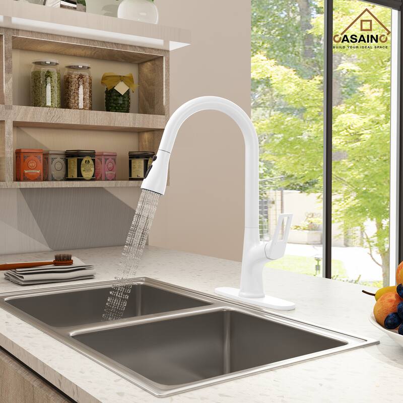 Single Handle Pull Down Sprayer Kitchen Faucet