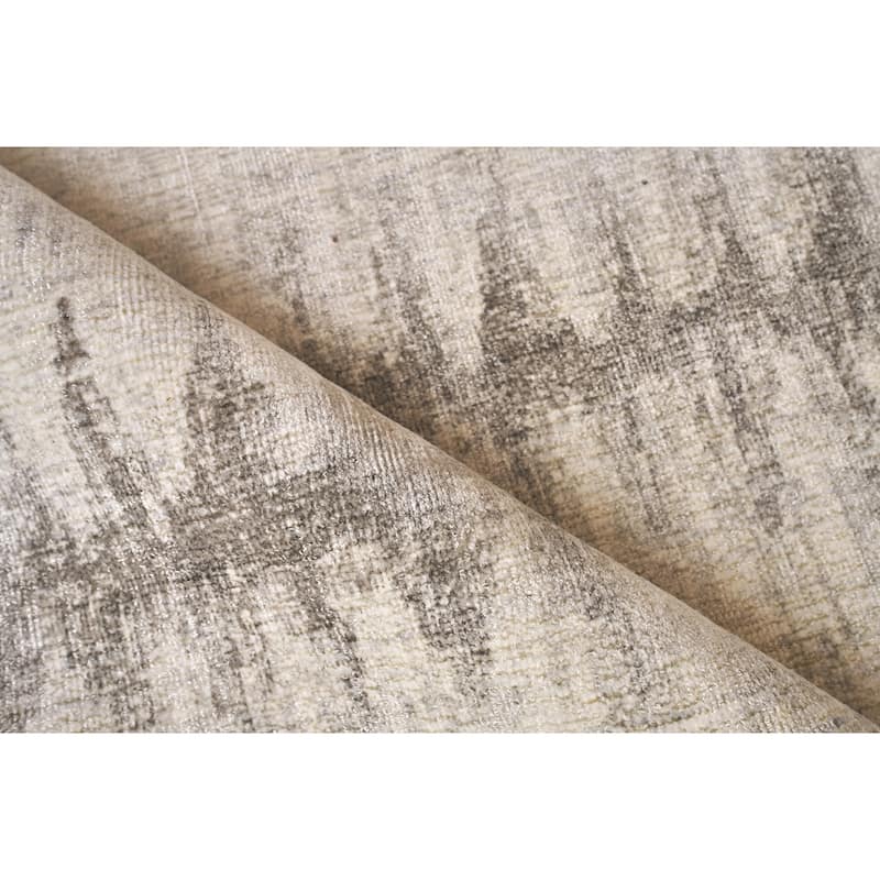 EXQUISITE RUGS Chroma Hand-loomed Wool/Bamboo Silk Ivory/Silver Area Rug.