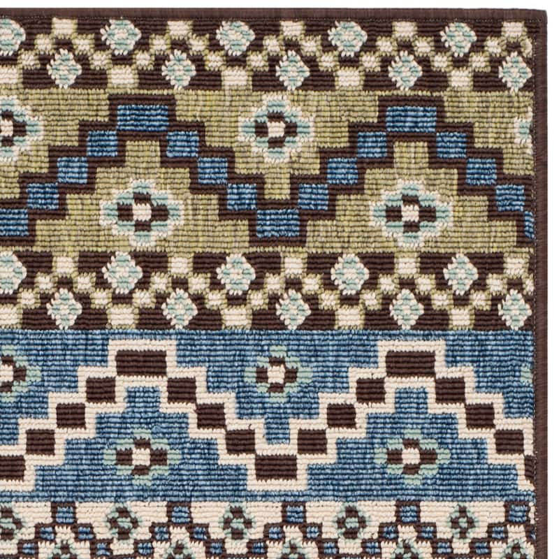 SAFAVIEH Veranda Rudy Indoor/ Outdoor Waterproof Patio Backyard Rug