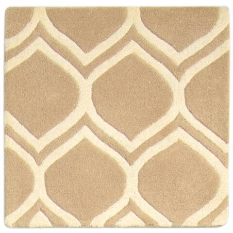 One of a Kind Hand-Tufted Modern & Contemporary (2'0"x2'0") 2' x 3' Trellis Wool Rug - 2'0"x2'0"