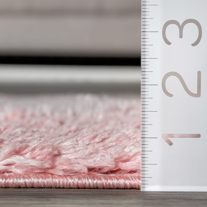 Nuloom Gynel Cloudy Shag Area Rug