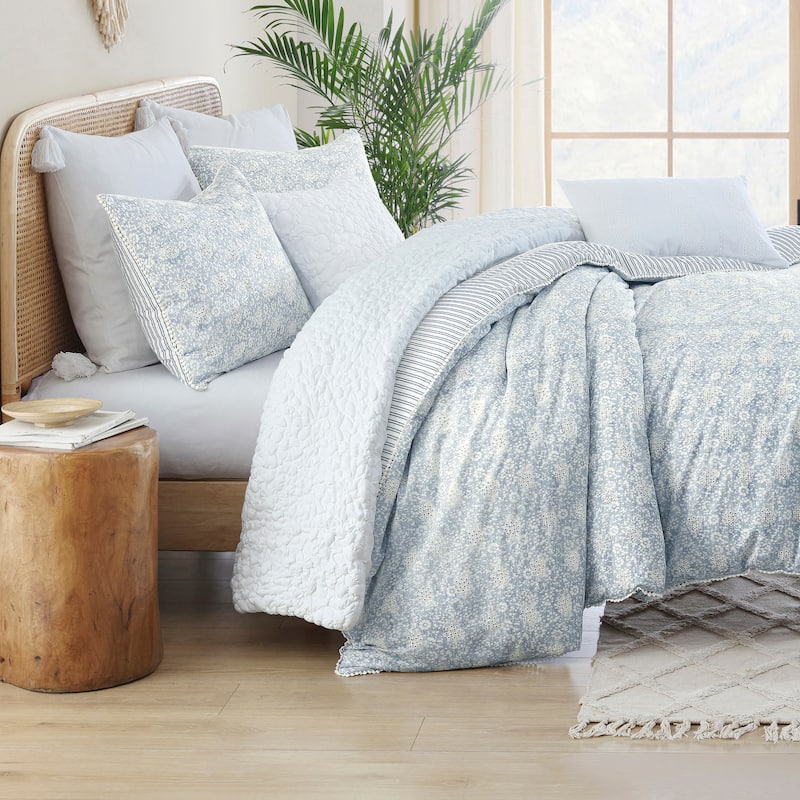 Peri Home Ikat Eyelet Duvet Set - Queen