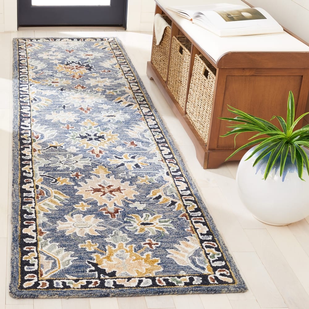 SAFAVIEH Handmade Aspen Vitala Boho Wool Rug