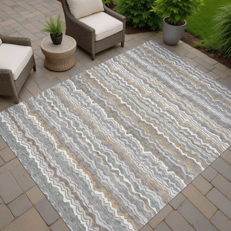 Machine Washable Indoor/ Outdoor Ziggy Stripe Chantille Rug