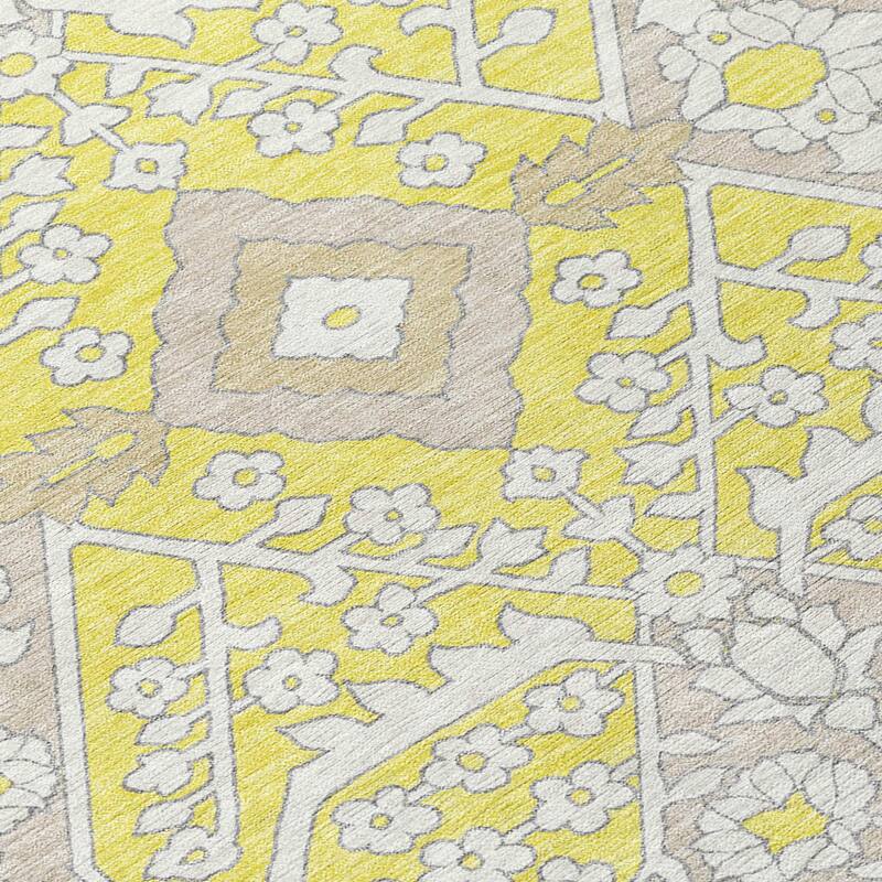 HomeRoots Floral Transitional Rectangle Outdoor Rug