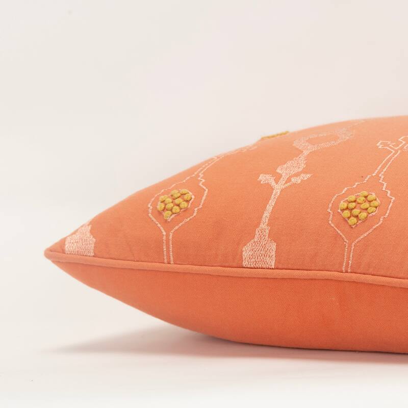 Rizzy Home Transitional Orange Pillow Cover - 20" x 20"