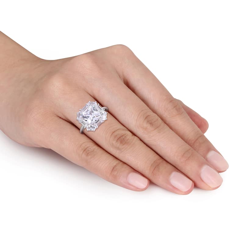 Miadora 6 CT TGW Multi-Cut Cubic Zirconia Clustered Halo Ring in Sterling Silver