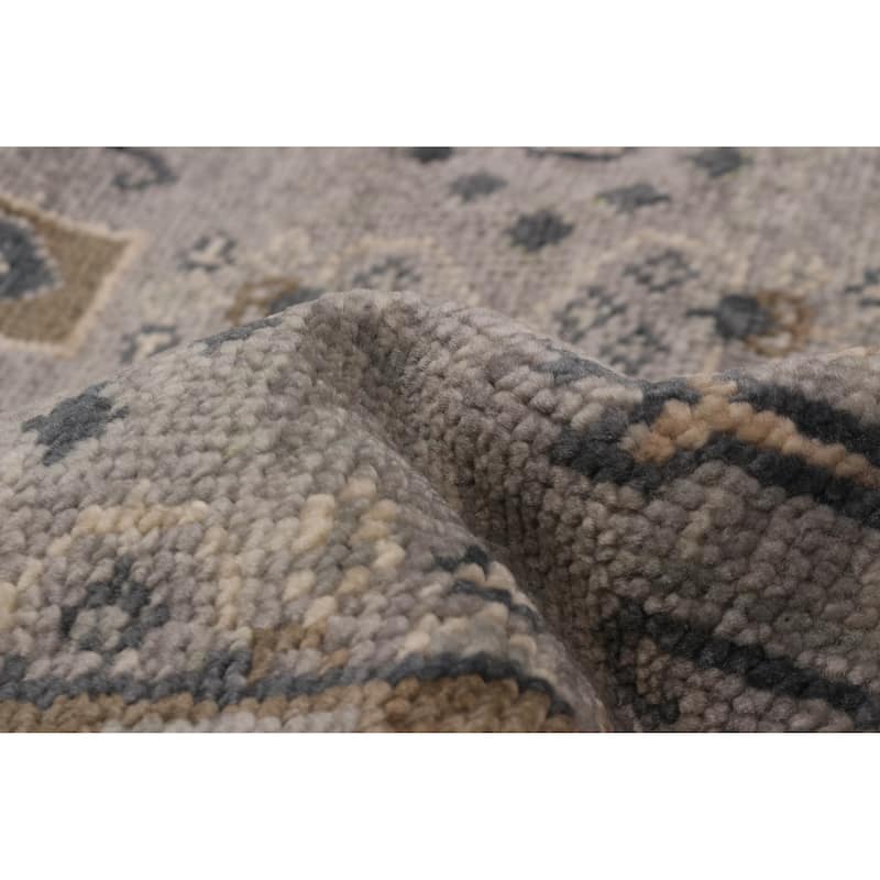 ECARPETGALLERY Hand-knotted Mystique Light Grey Wool Rug - 7' 10" x 10' 6"