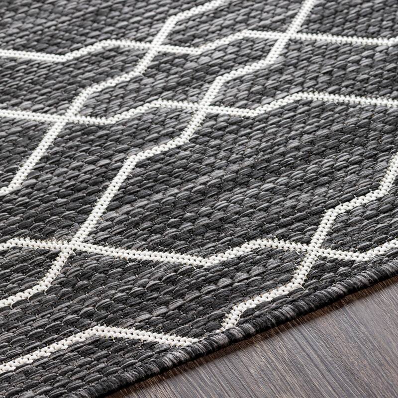 Livabliss Maurizio Indoor/ Outdoor Trellis Area Rug