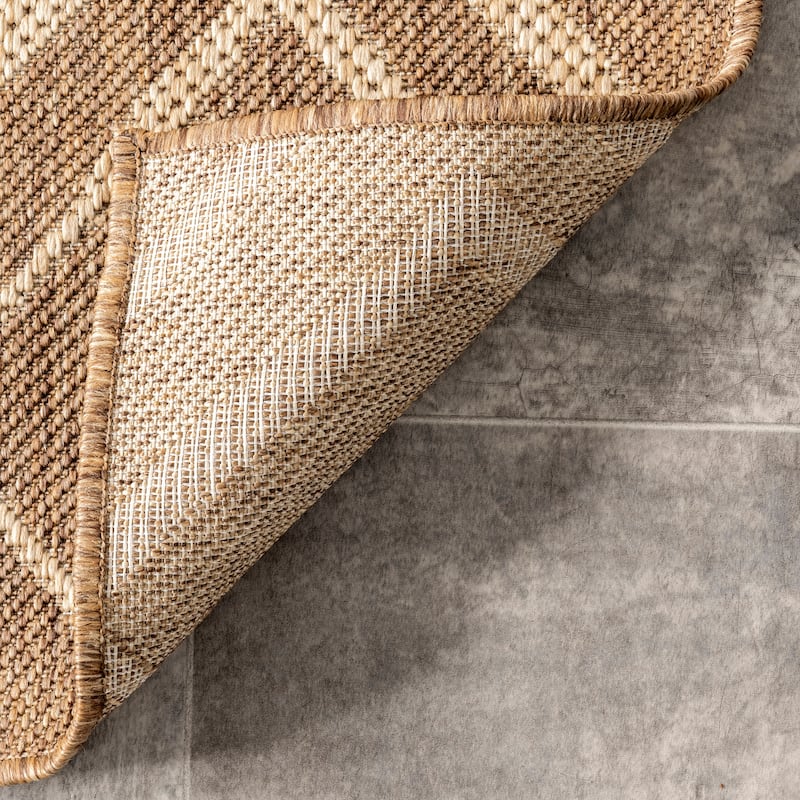 Nuloom Sammi Geometric Trellis Indoor/Outdoor Area Rug