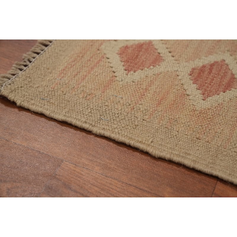 Hand Woven Southwestern Wool Beige Geometric Area Rug - 5' 8'' X 4' 1''
