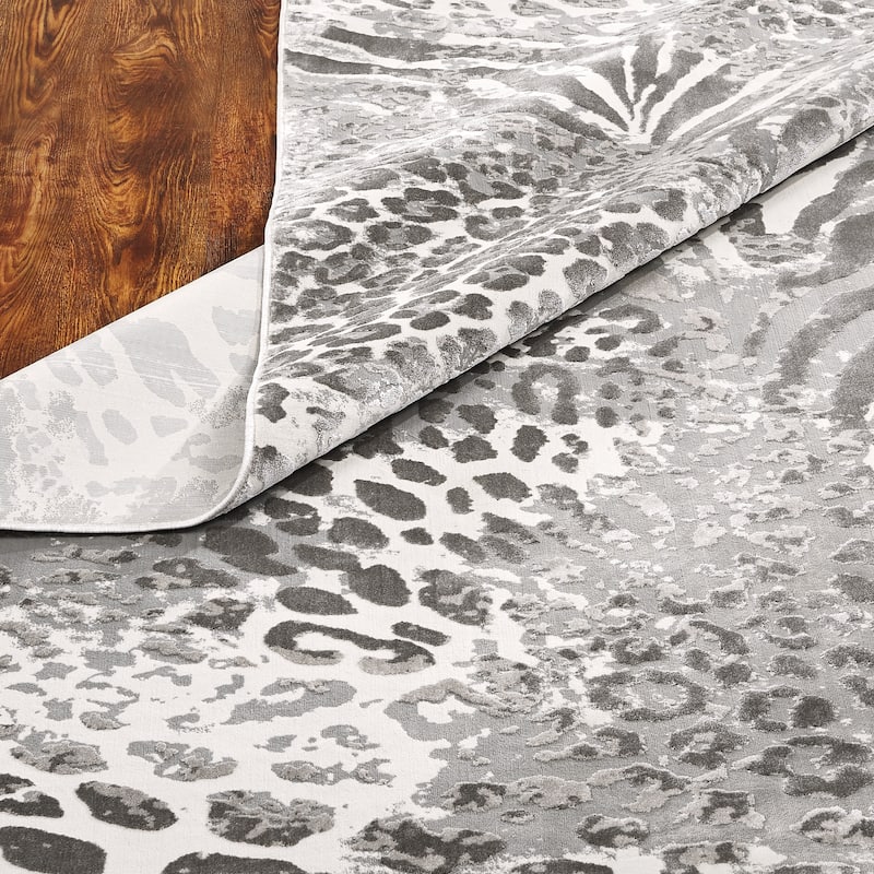 N Natori Serengeti Safari Neutrals Area Rug