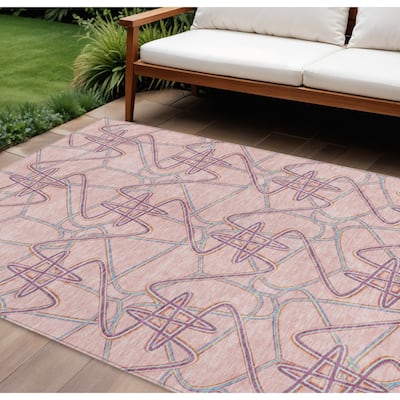 HomeRoots Geometric Contemporary Rectangle Outdoor Rug