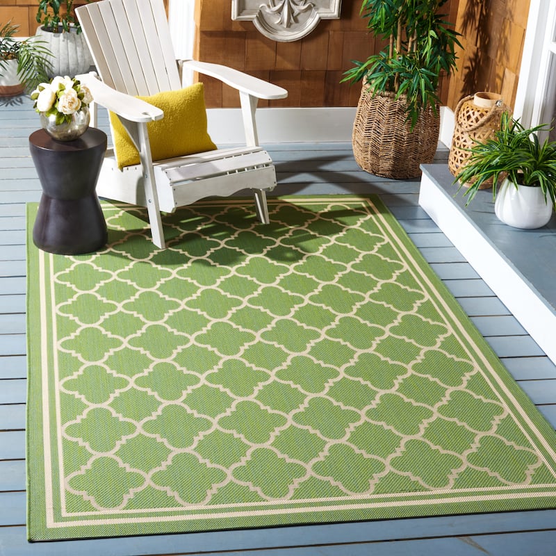 SAFAVIEH Courtyard Kristelle Indoor/ Outdoor Waterproof Patio Backyard Rug - 2'7" x 5' - Green/Beige