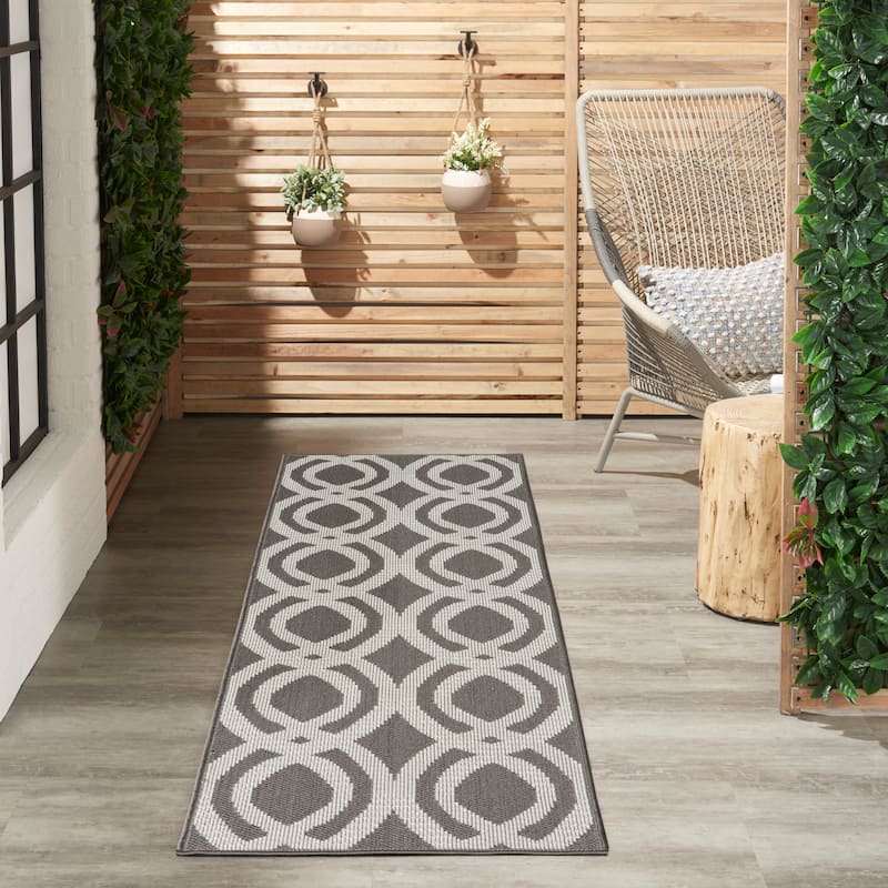Porch & Den Goboes Geometric Indoor/Outdoor Area Rug