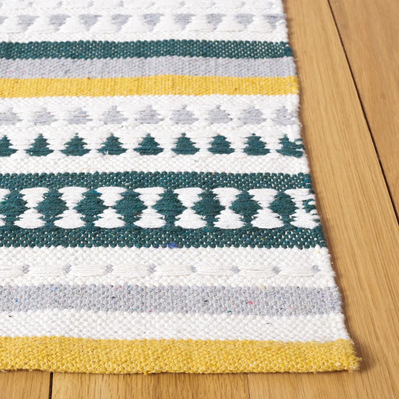 SAFAVIEH Handmade Montauk Nellwyn Cotton Rug