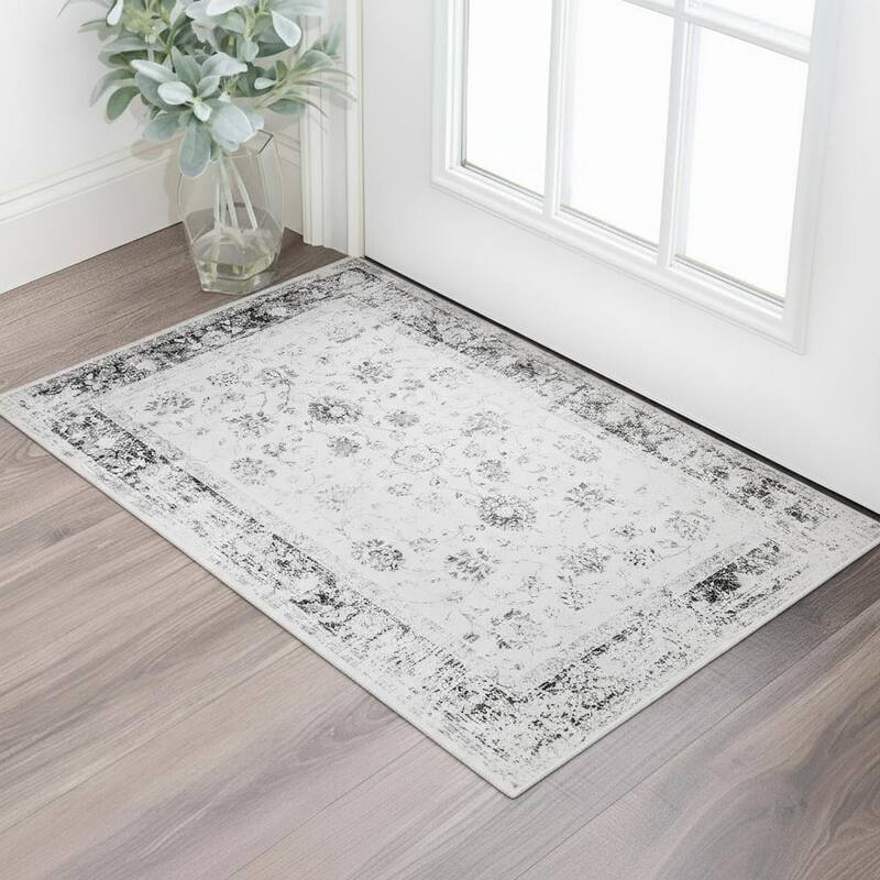 HomeRoots Oriental Traditional Rectangle Area Rug - 3' X 5'