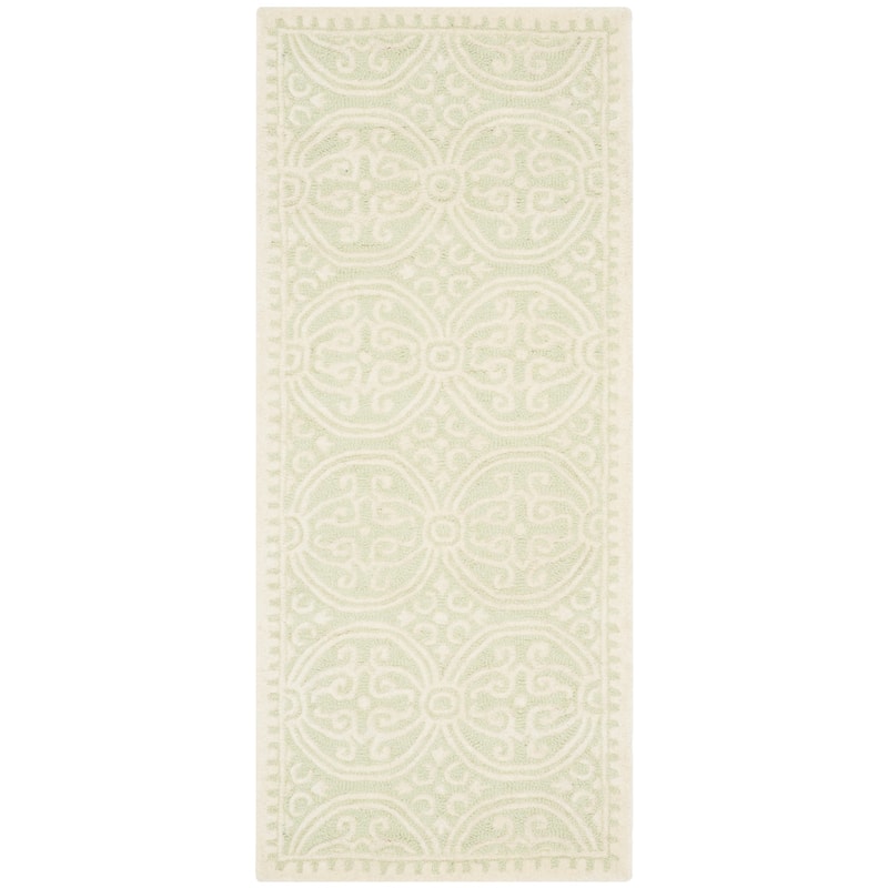 SAFAVIEH Handmade Cambridge Myrtis Moroccan Wool Rug