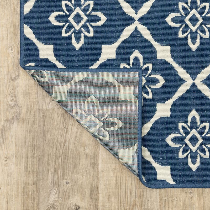 Style Haven Martinique Floral Lattice Indoor Outdoor Navy/Off-White Area Rug