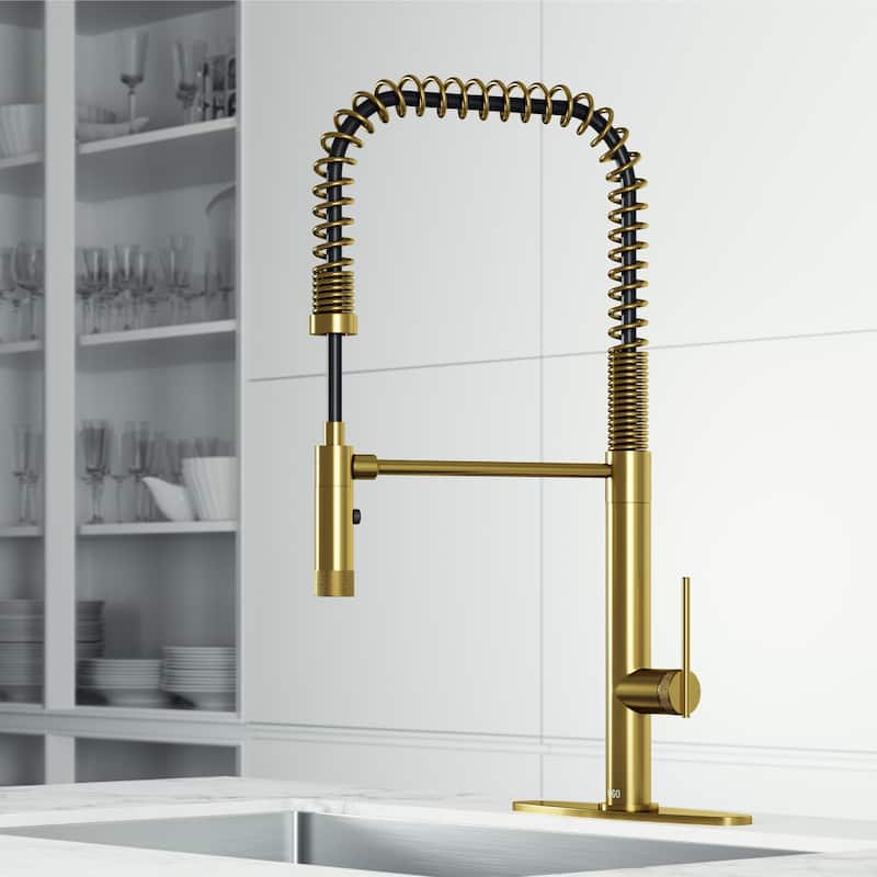 VIGO Sterling 23" H Single Handle Pull-Down Sprayer Kitchen Faucet