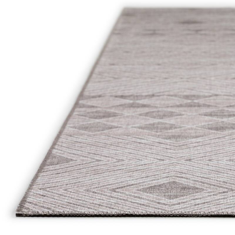 Indoor/ Outdoor Addison Yuma Geometric Southwest Washable Rug