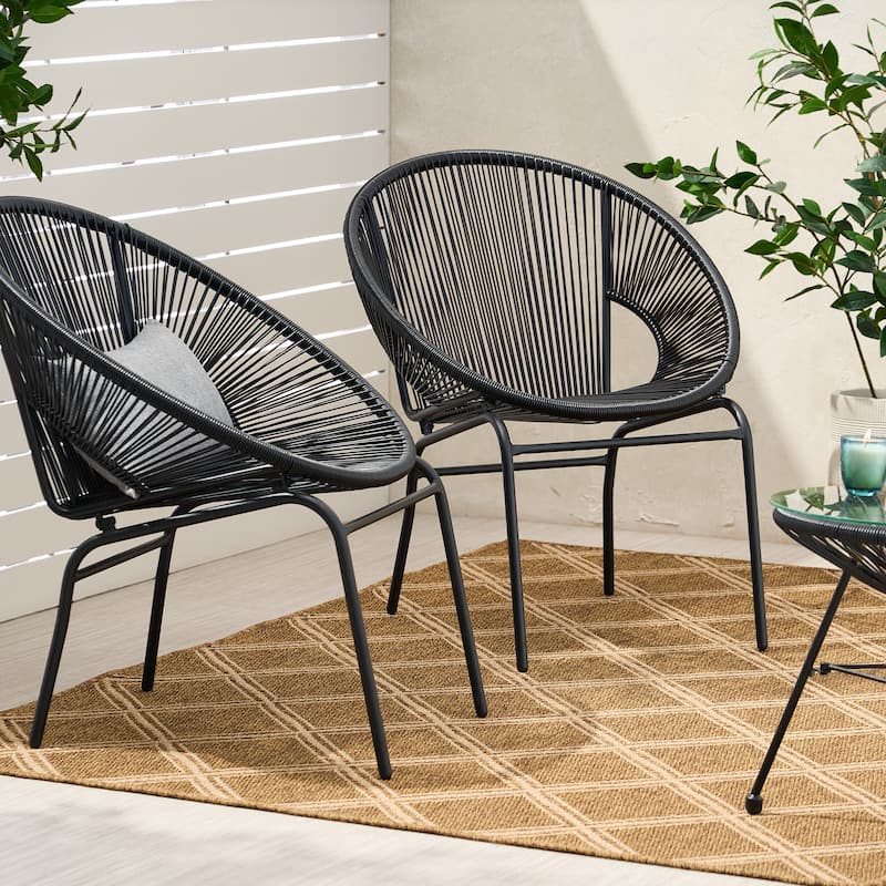 Stylish and Comfortable Outdoor Seating