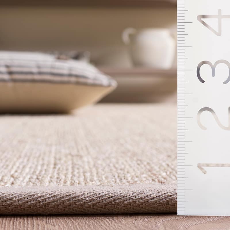 SAFAVIEH Natural Fiber Lorine Casual Border Sisal Rug